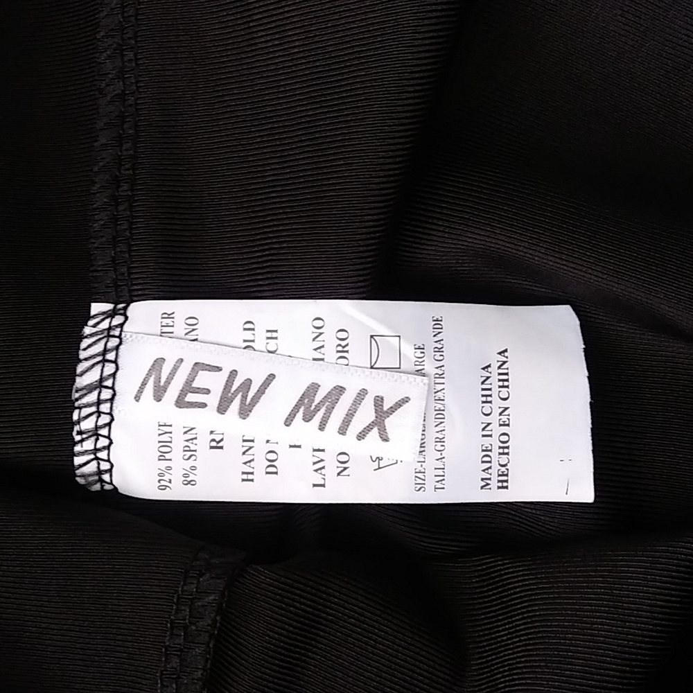 🎉 Black Faux Leather Stretch Leggings🎉 - Picture 8 of 8